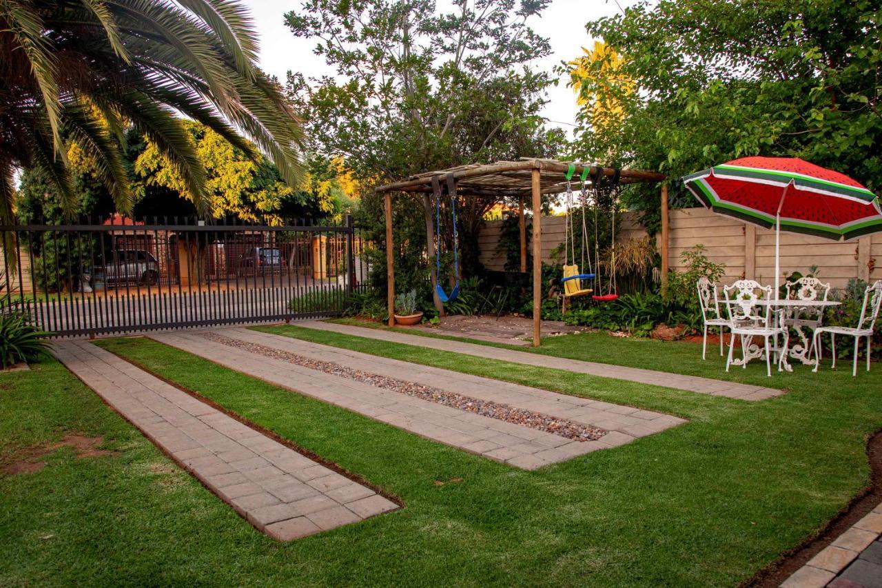 Melsetter'S Guesthouse Bloemfontein Exterior photo