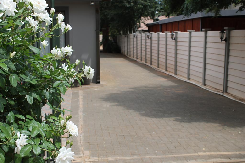 Melsetter'S Guesthouse Bloemfontein Exterior photo